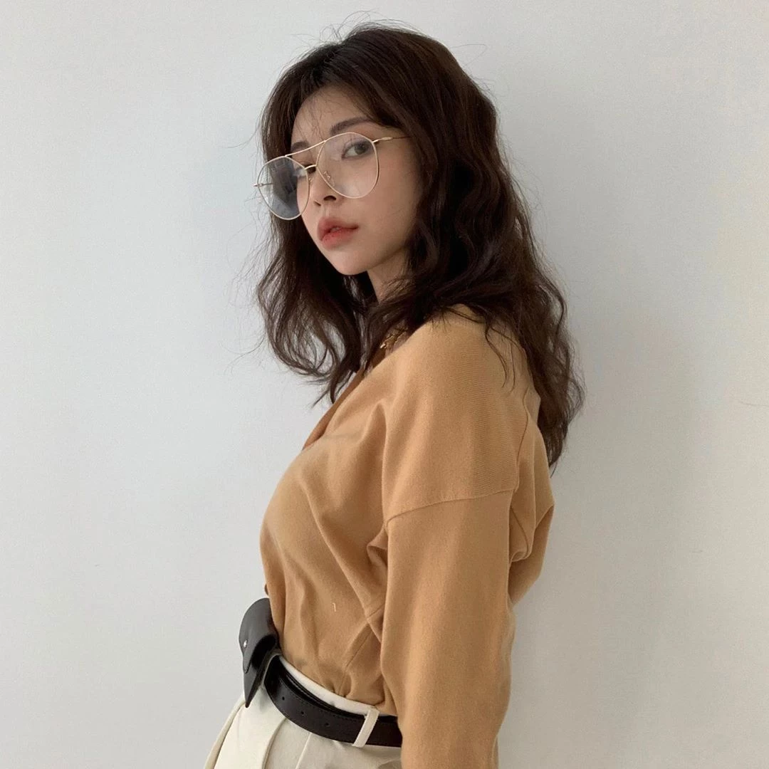 甜美外表私藏姣好身材 飘散女神光芒让网友暴动